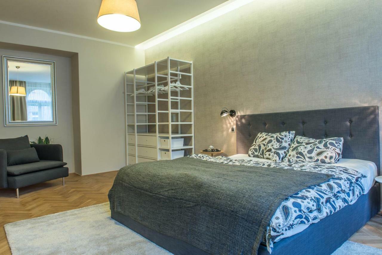 Exclusive 3 Bedroom Top-Notch Flat, Great Location Praha Eksteriør bilde