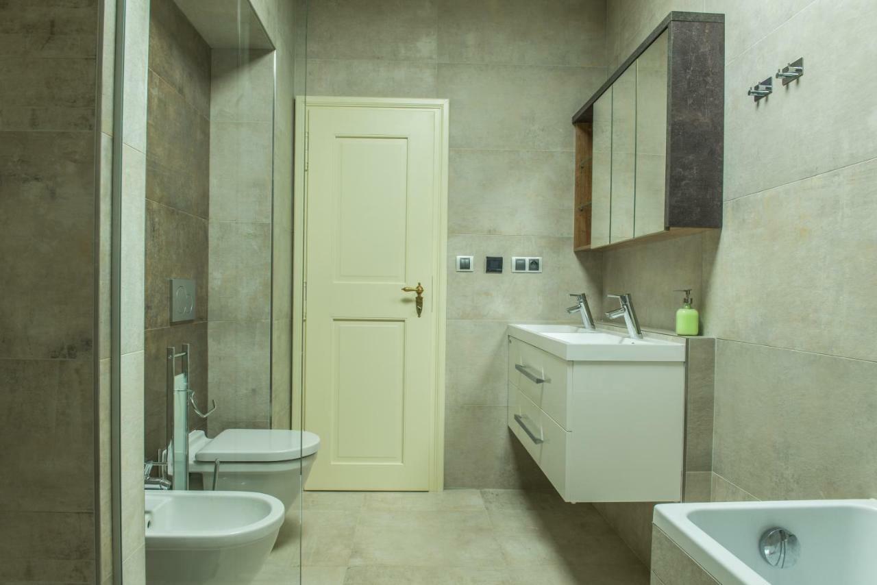 Exclusive 3 Bedroom Top-Notch Flat, Great Location Praha Eksteriør bilde